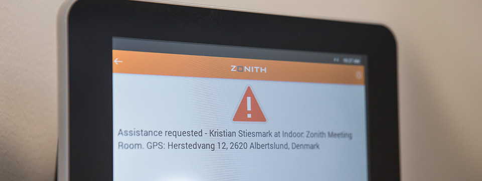 overfaldsalarm skærm