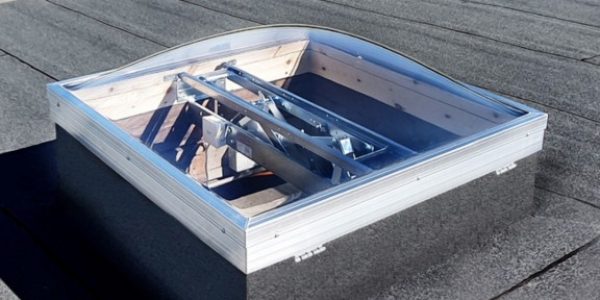 Unilite ovenlysvinduer